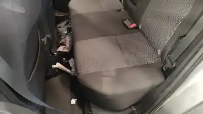 Автозапчасти б/у полный комплект сиденья за toyota auris (e18) 1nd ссылки oem iam   
