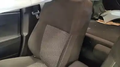Автозапчасти б/у полный комплект сиденья за toyota auris (e18) 1nd ссылки oem iam   