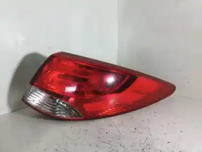 Автозапчастина б/у правий ліхтар для hyundai ix35 (el/lm) d4fd посилання на oem iam 