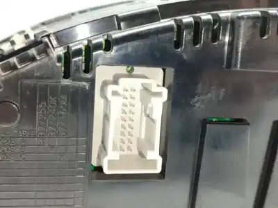 Peça sobressalente para automóvel em segunda mão quadrante por citroen c4 lim. business referências oem iam 9676962980  