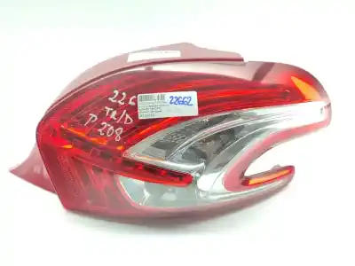 Peça sobressalente para automóvel em segunda mão farolim traseiro direito por peugeot 208 access referências oem iam 9672628380