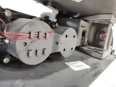 Автозапчастина б/у центральний подлокник для audi q3 (8ub, 8ug) 2.0 tdi посилання на oem iam 8u0864981a  