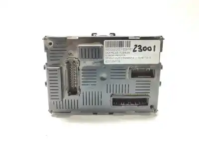 Peça sobressalente para automóvel em segunda mão caixa de fusíveis e relés por renault clio iii exception referências oem iam 8201054128