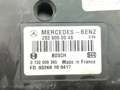 Pièce détachée automobile d'occasion pompe de fermeture centralisée des portes pour mercedes-benz clase c (w203) berlina 270 cdi (203.016) 170 cv / 125 kw références oem iam 203800048
