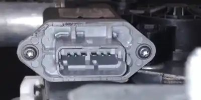 Second-hand car spare part driver left window regulator for dacia duster (hs_) 1.5 dci (hsaj) oem iam references 128001102e  