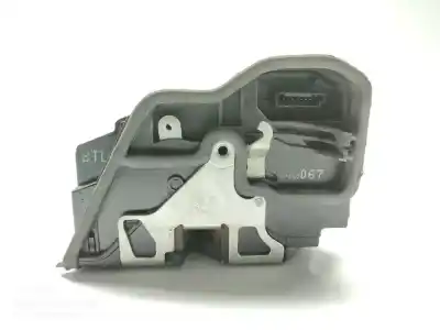 Second-hand car spare part left front door lock for bmw x3 (e83) 2.0d oem iam references 7167067  