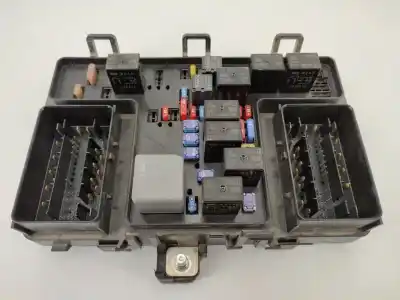 Peça sobressalente para automóvel em segunda mão caixa de fusíveis e relés por ford mondeo lim. titanium 180 cv / 132 kw referências oem iam fg9t14a067eb
