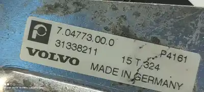 Pièce détachée automobile d'occasion pompe à eau pour volvo v40 básico références oem iam 31338211