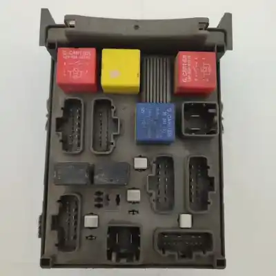 İkinci el araba yedek parçası röle/sigorta kutusu için renault laguna ii (bg0) authentique oem iam referansları 8200190269  