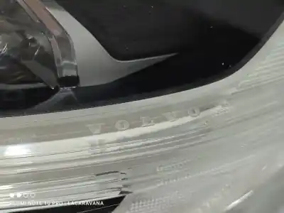 Second-hand car spare part left headlight for volvo v40 básico oem iam references 32228485  