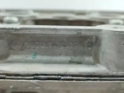 Peça sobressalente para automóvel em segunda mão cabeça / culatra por audi a3 (8p) 2.0 fsi ambiente referências oem iam 06d103373al  