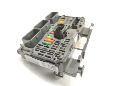Pièce détachée automobile d'occasion boitier fusible bsm pour peugeot 407 sw sr confort références oem iam 9661682580  