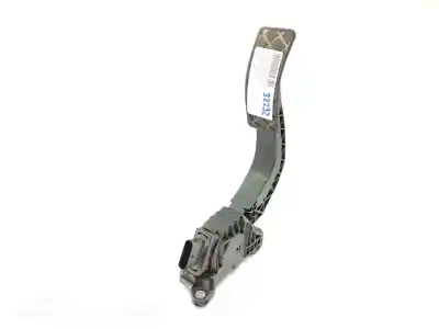 Second-hand car spare part accelerator pedal for audi a4 b9 (8w2, 8wc) 2.0 tdi oem iam references 8w1723523  