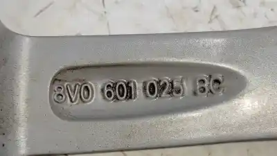 Pièce détachée automobile d'occasion jeu de jantes pour audi a3 sedán (8vm) 30 tdi s line références oem iam 8v0601025bc  