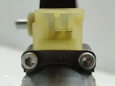 Second-hand car spare part right front window motor for seat leon (5f1) style oem iam references 5q0959802b   Second-hand car spare part right front window motor for seat leon (5f1) style oem iam references 5q0959802b