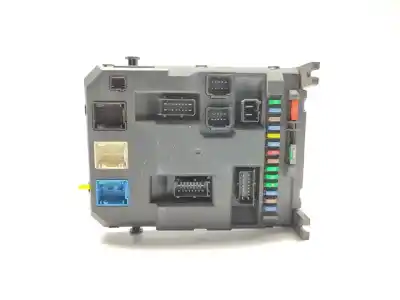 Pezzo di ricambio per auto di seconda mano scatola relè/fusibili per citroen c3 selection riferimenti oem iam 9666952280