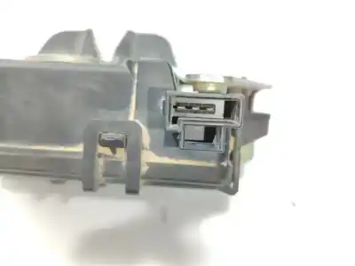 Recambio de automóvil de segunda mano de cerradura maletero / porton para opel zafira b cosmo referencias oem iam 495058724  