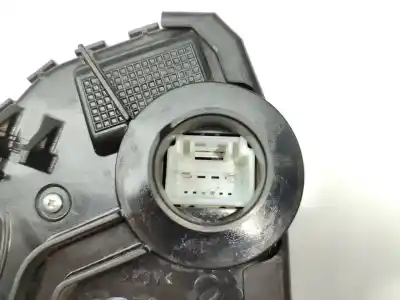 Second-hand car spare part front right door lock for lexus ct 200h oem iam references 6903042221  