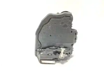 Автозапчастина б/у замок заднього правого дверя для lexus ct 200h посилання на oem iam 6905033131  