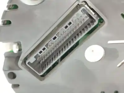 Peça sobressalente para automóvel em segunda mão quadrante por kia ceed drive 136 cv / 100 kw referências oem iam 94033a2050  