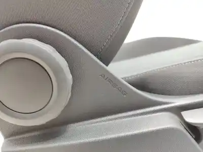 Автозапчастина б/у передне праве сиділо для audi q2 (gab, gag) 1.6 tdi посилання на oem iam 81a881327  