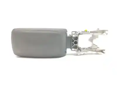 Автозапчастина б/у центральний подлокник для audi q2 (gab, gag) 1.6 tdi посилання на oem iam 81a864283b  