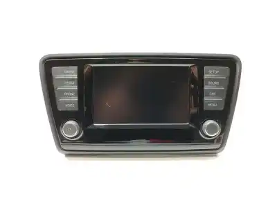 Peça sobressalente para automóvel em segunda mão display gps / multimídia por skoda octavia combi (5e5) active referências oem iam 5e0919605h  