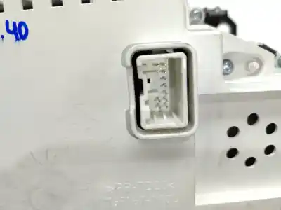 Peça sobressalente para automóvel em segunda mão quadrante por volvo v40 basis referências oem iam 31412271  