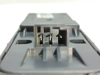 Second-hand car spare part left front power window switch for volvo v40 basis oem iam references 31376495  
