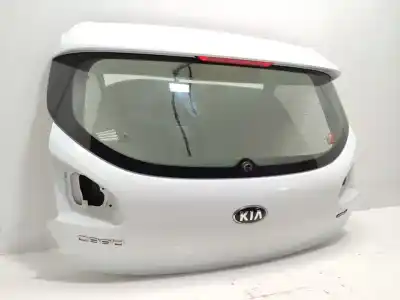 Second-hand car spare part tailgate for kia cee´d business oem iam references 73700a2000  