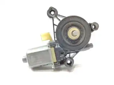 Gebrauchtes Autoersatzteil VORDERER LINKER FENSTERMOTOR zum SKODA OCTAVIA COMBI (5E5)  OEM-IAM-Referenzen 5Q0959801B  