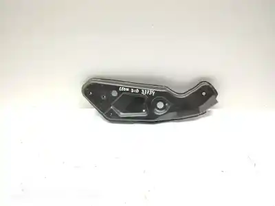 Second-hand car spare part right headlight support for seat leon (5f1) 2.0 tdi oem iam references 5f0805932