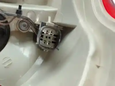 Автозапчасти б/у правый задний фонарь за ford kuga (cbs) titanium ссылки oem iam cv4413404bh