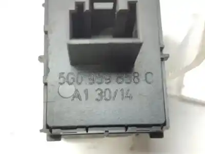 Recambio de automóvil de segunda mano de MANDO ELEVALUNAS DELANTERO IZQUIERDO para VOLKSWAGEN GOLF VII LIM.  referencias OEM IAM 5G0959858C  