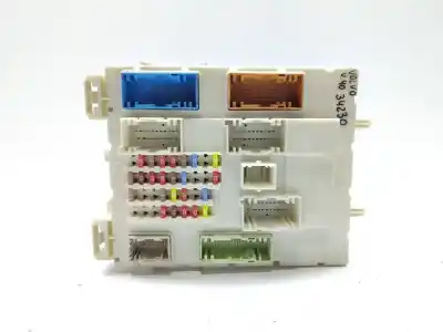 İkinci el araba yedek parçası röle/sigorta kutusu için volvo v40 momentum oem iam referansları 31394135