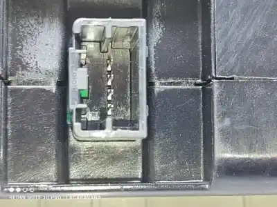 Second-hand car spare part interior light for mg zs comfort oem iam references 10885724  