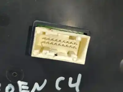 Second-hand car spare part dashboard for citroen c4 picasso attraction oem iam references 9805075580  