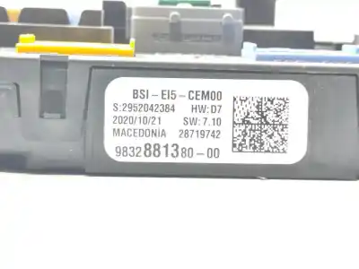 Pezzo di ricambio per auto di seconda mano SCATOLA RELÈ/FUSIBILI per OPEL GRANDLAND X  Riferimenti OEM IAM 9832881380  