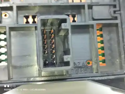 Автозапчастина б/у вимикач для toyota c-hr (x10) hybrid active 122 cv / 90 kw посилання на oem iam 84390f4090  