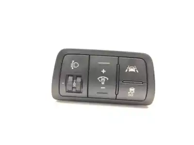 Second-hand car spare part Switch for HYUNDAI I20 Style 101 CV / 74 KW OEM IAM references 93300C8000  