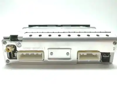 Second-hand car spare part audio system / radio cd for opel vivaro b kasten/combi furgón l1h1 2.9t expression 95 cv / 70 kw oem iam references 281151817r  