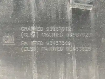 Second-hand car spare part decorative moulding for opel vivaro b kasten/combi furgón l1h1 2.9t expression 95 cv / 70 kw oem iam references 93867912  