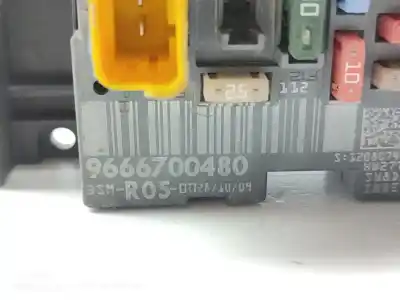 Pièce détachée automobile d'occasion BOÎTES À FUSIBLES pour CITROEN BERLINGO STATION WAGON  Références OEM IAM 9666700480  