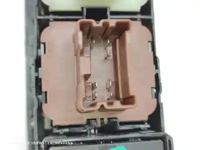 Peça sobressalente para automóvel em segunda mão botão / interruptor elevador vidro dianteiro esquerdo por renault captur adventure referências oem iam 254116722r  