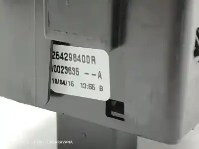 Peça sobressalente para automóvel em segunda mão botão / interruptor elevador vidro dianteiro esquerdo por renault captur adventure referências oem iam 254116722r  