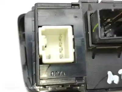 Second-hand car spare part switch for hyundai i20 basis oem iam references 93300c8050  