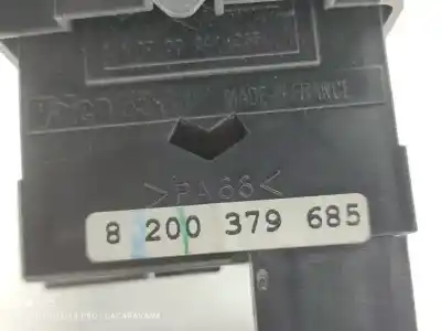 Second-hand car spare part switch for renault kangoo profesional oem iam references 8200379685  