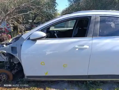 Автозапчасти б/у левая передняя дверь за kia xceed drive ссылки oem iam 76003j7800  