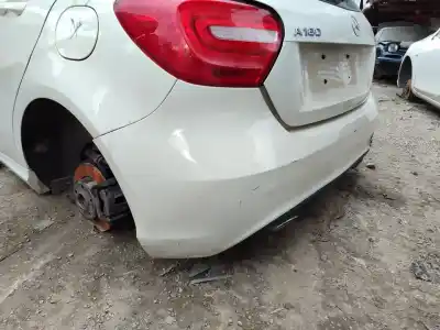 Pezzo di ricambio per auto di seconda mano PARAURTI POSTERIORE per MERCEDES-BENZ CLASE A (W176)  Riferimenti OEM IAM A1768800440  