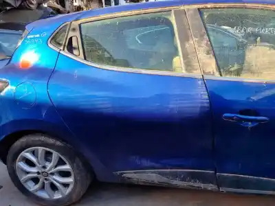 Peça sobressalente para automóvel em segunda mão PORTA DO AUTOMÓVEL TRASEIRA DIREITA por RENAULT CLIO IV  Referências OEM IAM 821008626R  